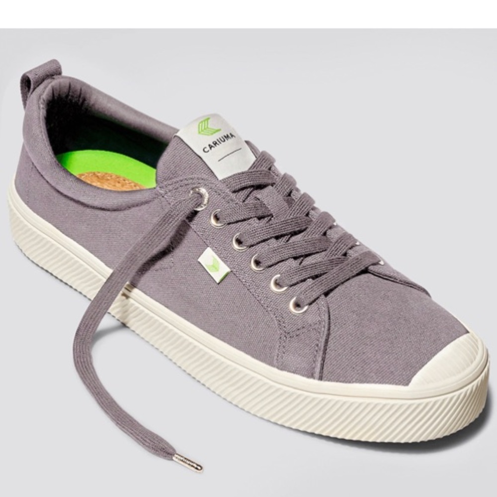 Cariama OCA grey canvas sneakers w/ bonus laces!